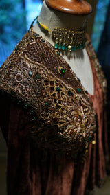 The jaama zardoz velvet Jodha