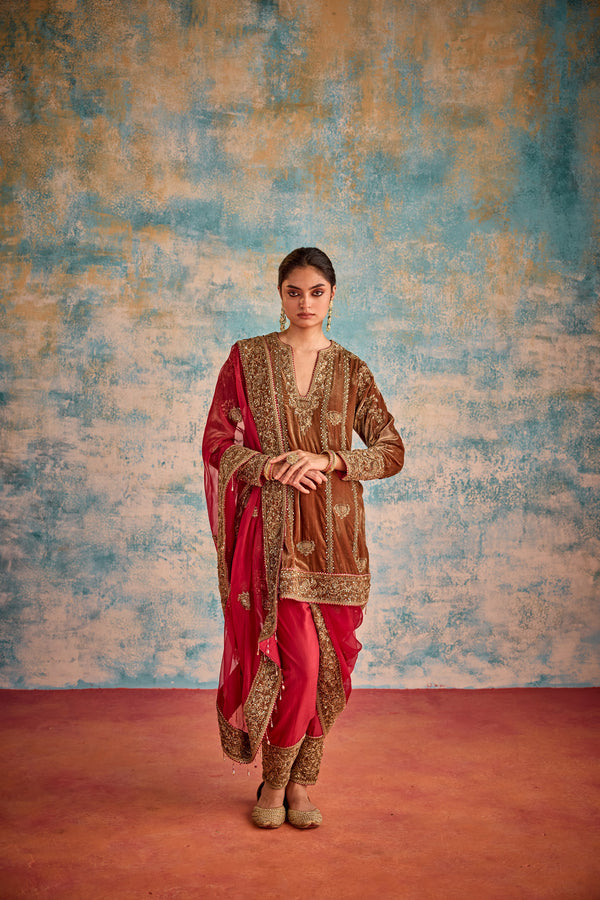 Embroidered short Kurta