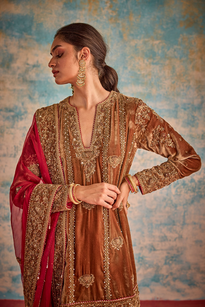 Embroidered short Kurta